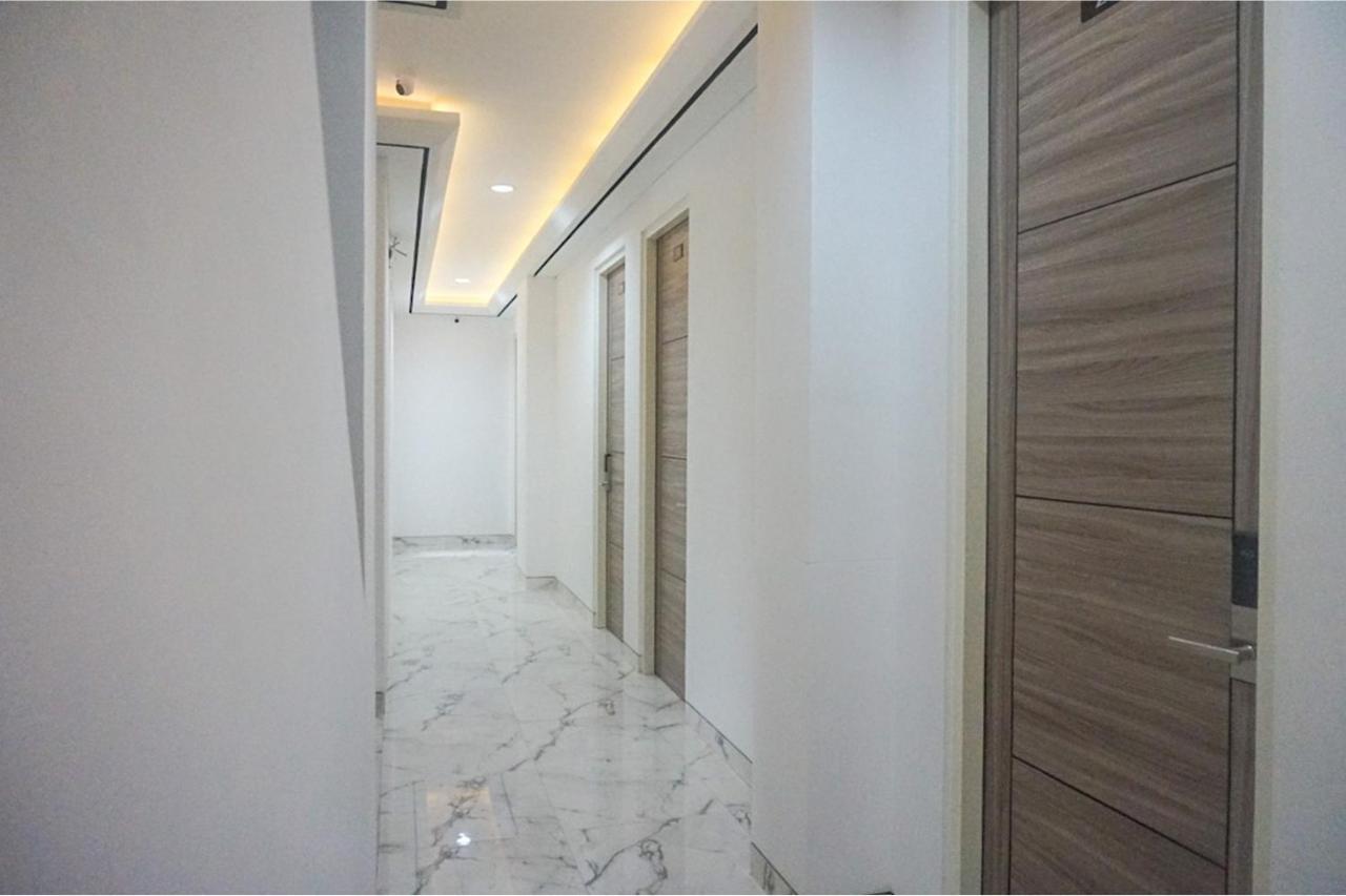מלון מאלאנג Reddoorz Near Araya Family Club House מראה חיצוני תמונה